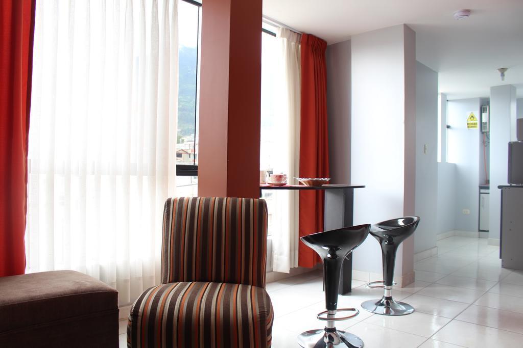 El Peregrino Apart Hotel Abancay Buitenkant foto