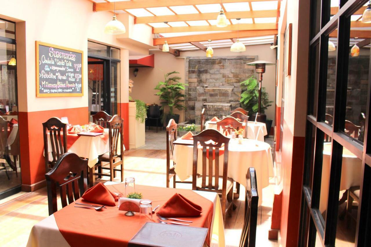 El Peregrino Apart Hotel Abancay Buitenkant foto